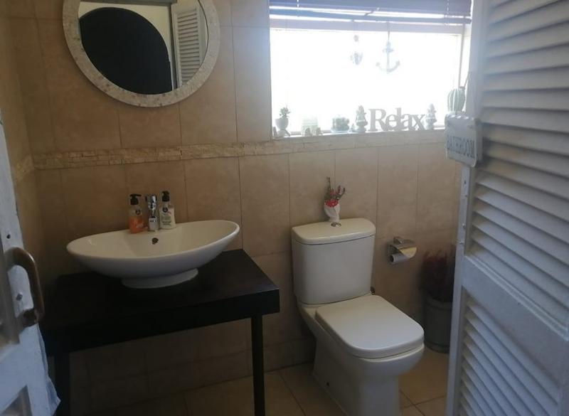 To Let 1 Bedroom Property for Rent in Bothasig Western Cape